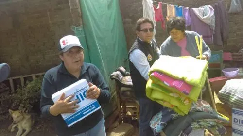 Gobierno del estado mantiene brigadas de apoyo a la población  de Santa Catarina los Reyes