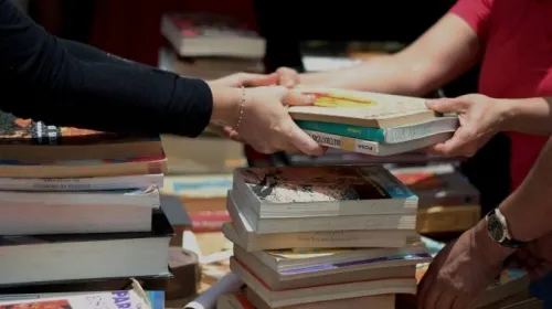 Fomenta SEDIF hábito de la lectura en Casa del Abue
