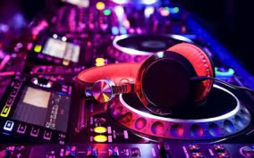 Organizan fiesta con DJâ€™s “de clase mundial” en Puebla, buscan evadir a PC