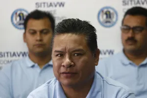 Restablece Volkswagen totalidad de actividades en líneas de producción