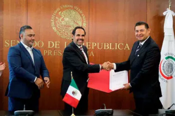 Armenta reconoce la labor social y humanitaria de Israel Jaitovich