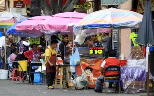 No ha podido reordenar el ambulantaje del CH, ahora Segom quiere retirar ambulantes de La Margarita