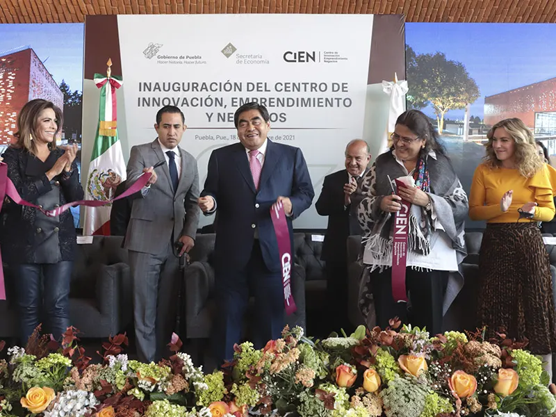 Inaugura MBH centro de innovación y emprendimiento