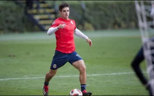 Chivas trabajará sin ocho jugadores tercer semana de febrero