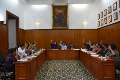 Gobierno de San Pedro Cholula reconoce labor de policías y bomberos