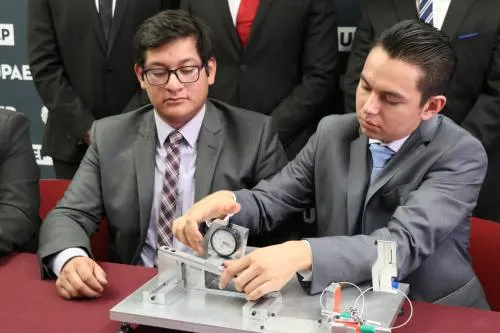 Estudiantes de UPAEP obtienen 1er lugar en concurso nacional de la industria automotriz