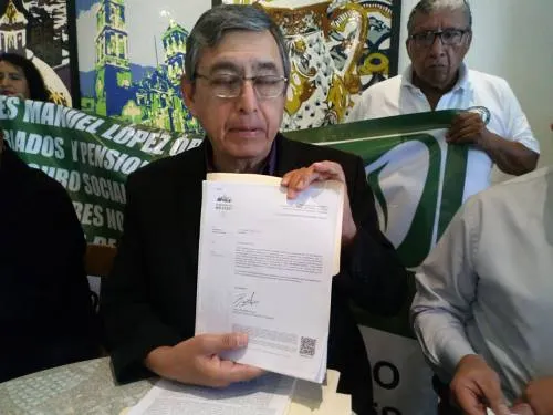 Jubilados y Pensionados del IMSS piden a AMLO ahorros por cinco mil millones de pesos