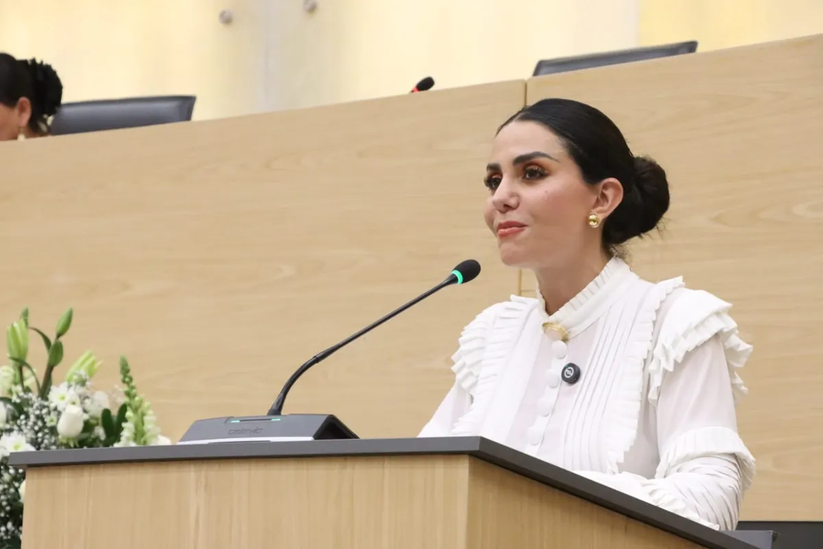 nayeli-salvatori-bojalil