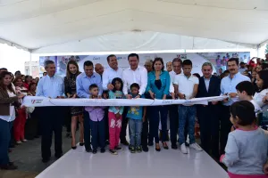 Gobierno no trabaja por ideologías o colores: Segob