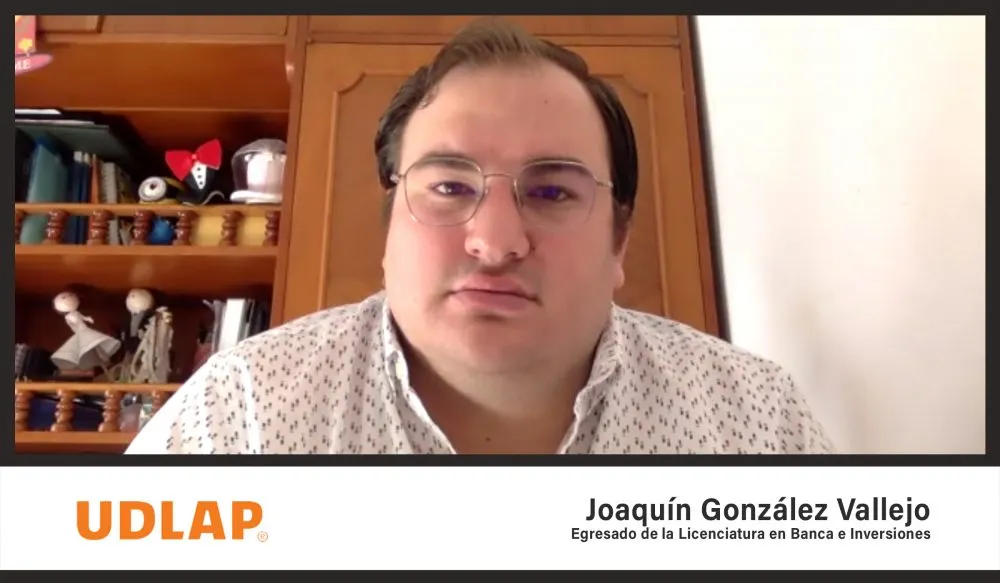 Egresado UDLAP explica la mejor forma de invertir el dinero