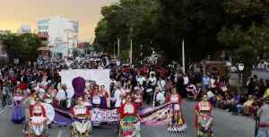 Realizan tradicional Desfile de Calaveras 2016