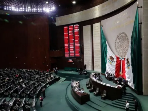 Diputados aprueban en comisiones la desaparición de 109 fideicomisos