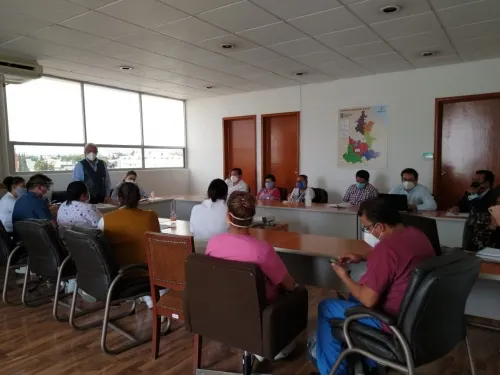 Garantiza ISSSTEP equipo de protección personal para atender a pacientes con Covid-19