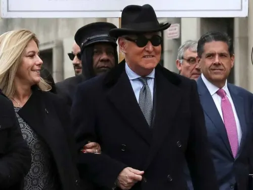 Facebook cierra cuentas y páginas de Roger Stone, exasesor de Trump