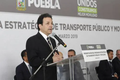 No habrá incremento a la tarifa del transporte público hasta que se mejore el servicio y unidades