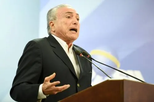 Brasil: grabación fue alterada, se defiende Temer