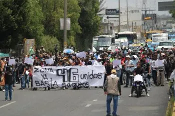 Desquicia vialidades nueva manifestación de comerciantes de la 46 poniente