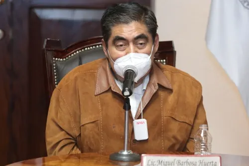 Puebla será respetuoso de lo que dicte el INE en caso de que se suspendan las conferencias: MBH