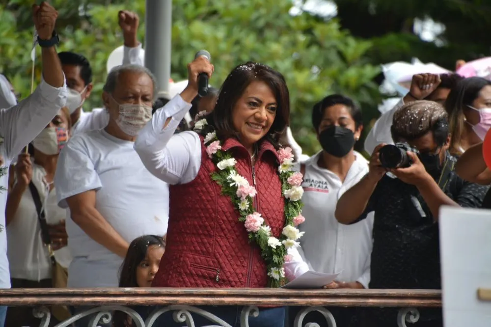 “Atlixco será para los atlixquenses, mi único compromiso es con el pueblo”: Ariadna Ayala