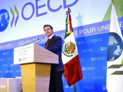Peña envía al Congreso iniciativas en materia regulatoria y de justicia