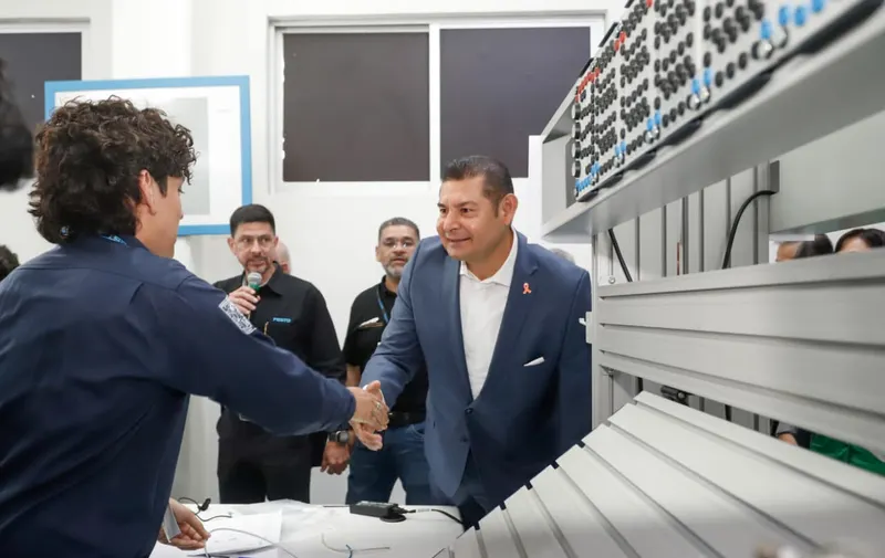 Puebla se consolida como polo tecnológico con la Competencia Regional en Automatización Industrial