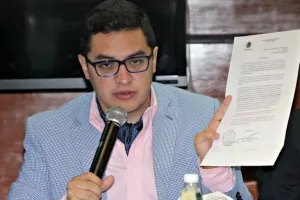 Renuncia Jorge Sotomayor al PAN; denuncia padrón irregular