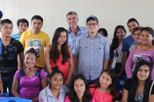 Inaugura Gali el Centro de Educación a Distancia de San José Acateno