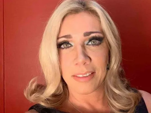 Atacan a Cynthia Klitbo por guardar sana distancia