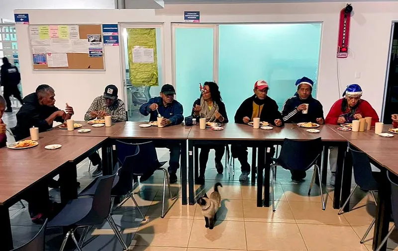 dormitorio-municipal-cena-navidena