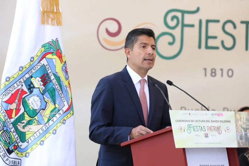 Eduardo Rivera inicia conmemoraciones por la Independencia
