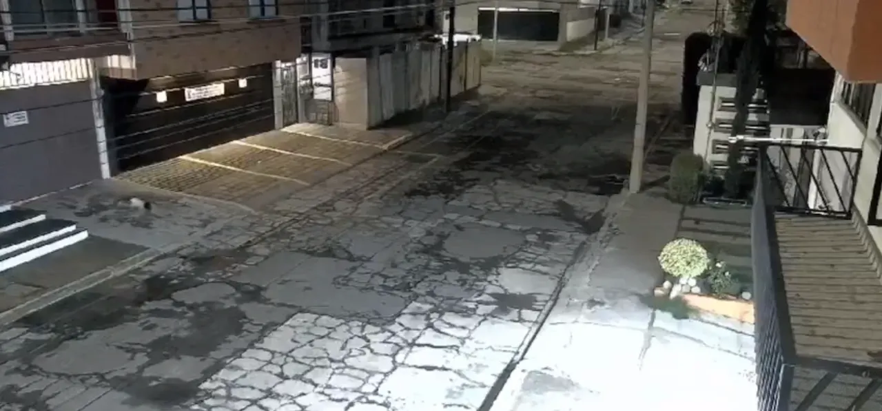 Bebé cae del balcón de su casa en La Paz