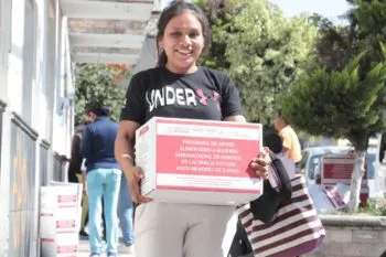 SEDIF entrega 4 mil 812 despensas en la junta auxiliar San Francisco Totimehuacan