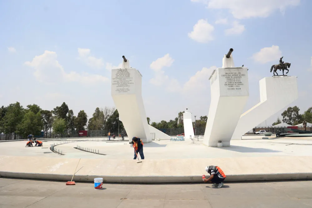 Preparativos para el Desfile del 5 Mayo