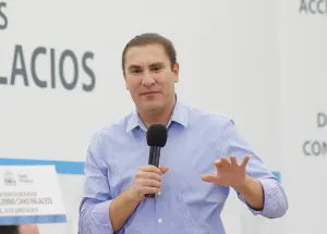 Deslinda RMV a Martha Érika Alonso de carrera por CEN PAN