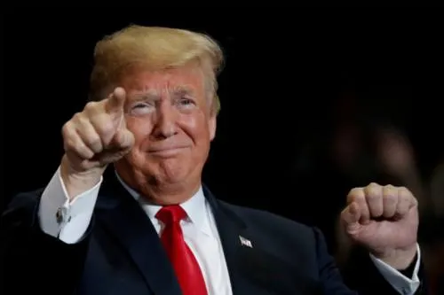 Tremendo éxito esta noche: Donald Trump