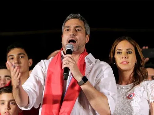 Nuevo presidente Abdo Benítez promete un Paraguay sin divisiones