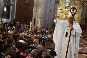 Entregará Iglesia pases gratis para visita papal