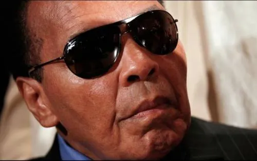 Donald Trump considera otorgar un perdón póstumo a Muhammad Ali
