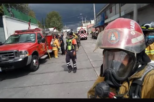 Tras derrame de químico, PC evacúa negocios y viviendas de Reforma Sur