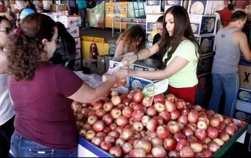 Baja pronóstico de inflación a 3.98% para el resto del año