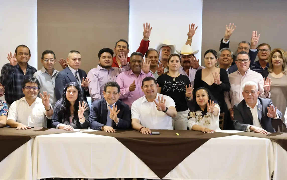 Líderes migrantes de Puebla