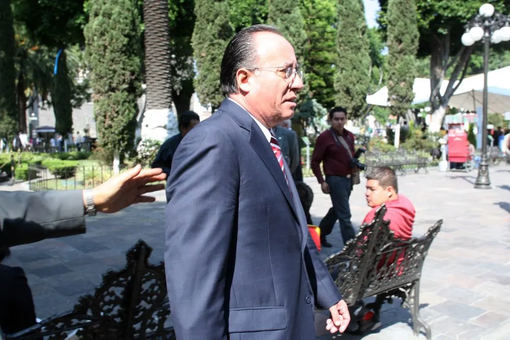 Dictan auto de formal prisión en contra de Meneses Rojas; alcanzaría fianza
