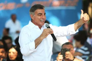 Tony Gali mantendrá calidad en los servicios de salud