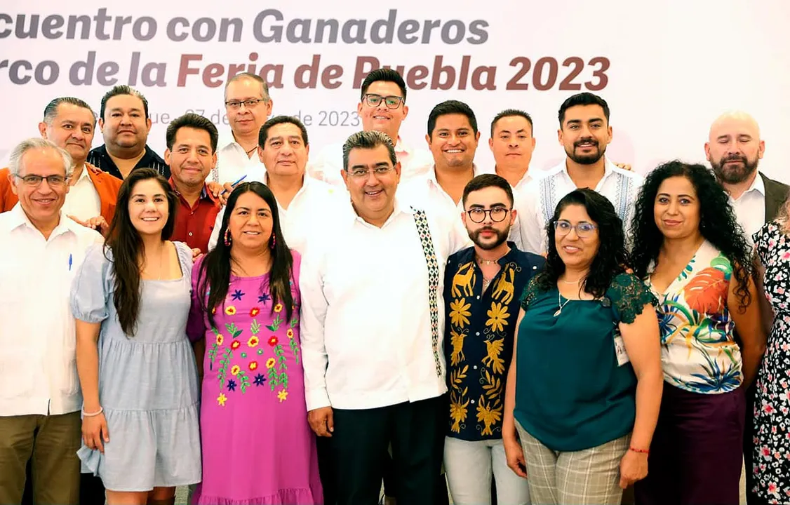 Cespedes Peregrina Productores Expo Ganadera
