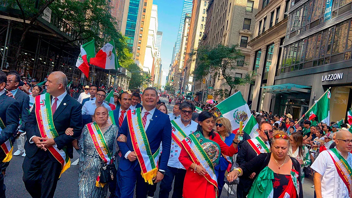 Alejandro Armenta Desfile Independencia Nueva York