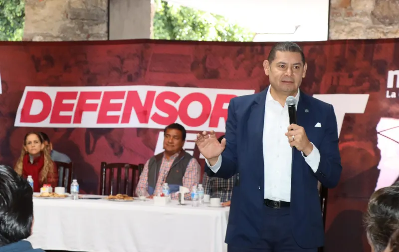 Alejandro Armenta,