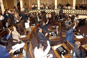 Aprueban integración de comisiones y comités del Congreso del Estado