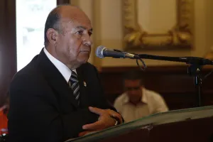 Ayuntamiento construiría instalaciones subterráneas en El Alto