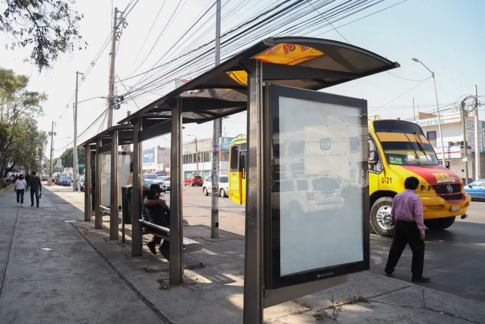 Ayuntamiento de Puebla lanzará en 2025 licitación para renovar paraderos de transporte público