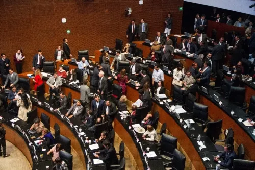 Aprueba el Senado la Ley de Austeridad Republicana